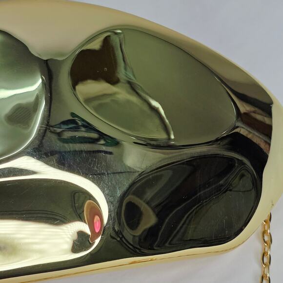 Gold Acrylic Clutch Purse Shell with Chain for Party Wedding Prom date night - Picture 9 of 15
